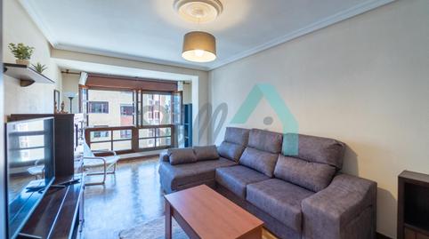 Foto 2 de Pis de lloguer a López del Vallado, Fozaneldi - Tenderina, Oviedo