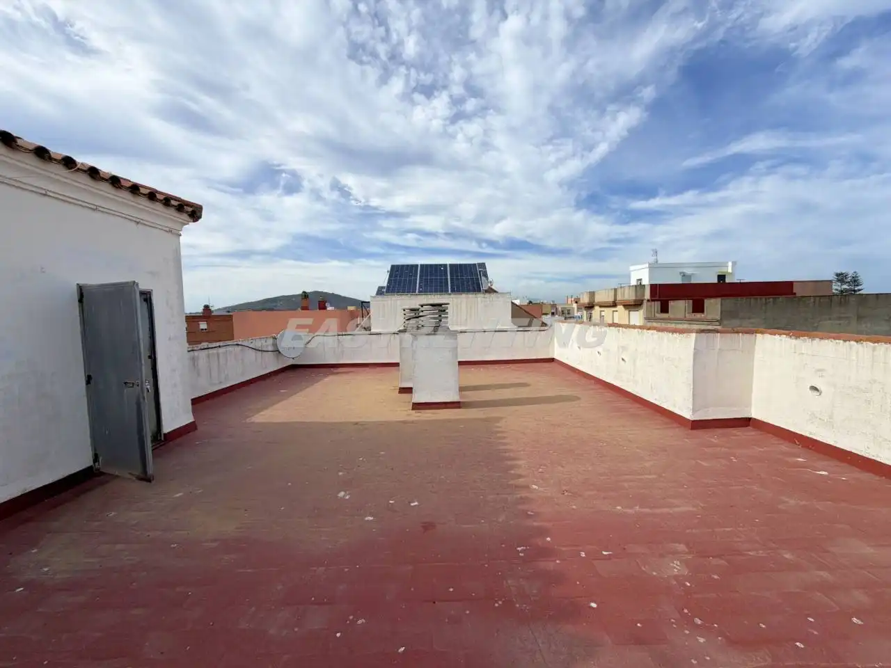 Terrassa de Apartament en venda en La Línea de la Concepción amb Terrassa, Traster i Moblat