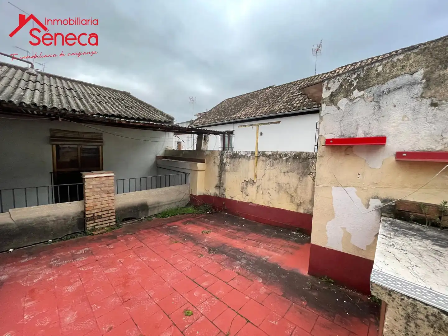 Vista exterior de Casa o xalet en venda en Córdoba amb Terrassa i Traster