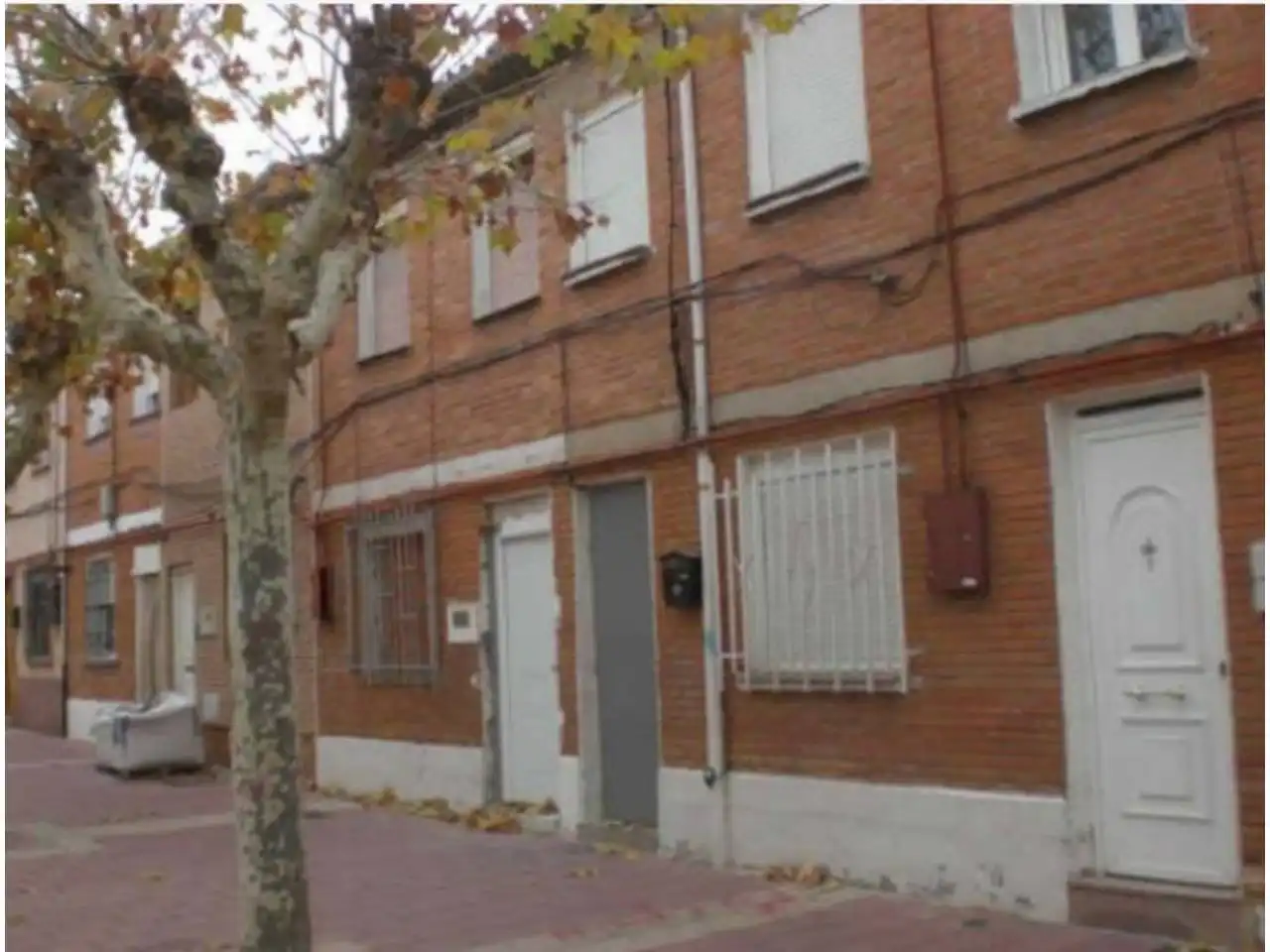 Vista exterior de Casa adosada en venta en Valladolid con Terraza