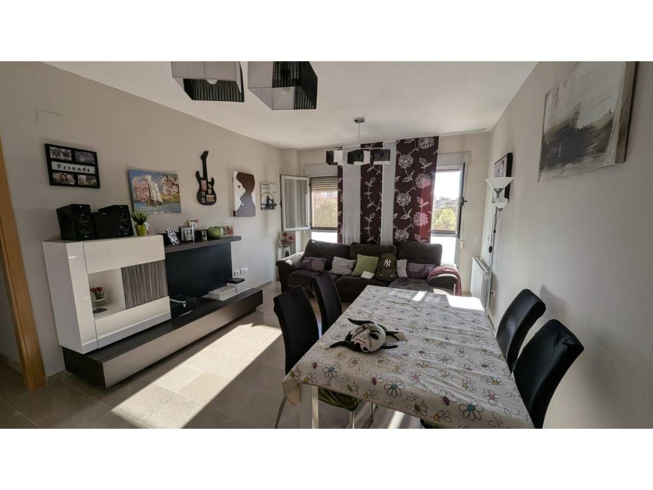 Living room of Flat for sale in Badajoz Capital  with Air Conditioner, Heating and Furnished