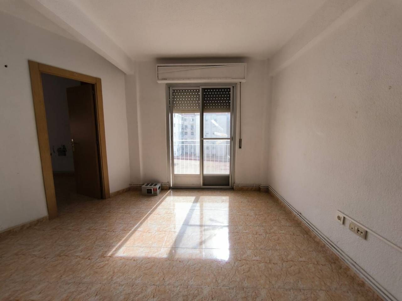 Habitación de Piso en venta en  Albacete Capital con Calefacción y Balcón