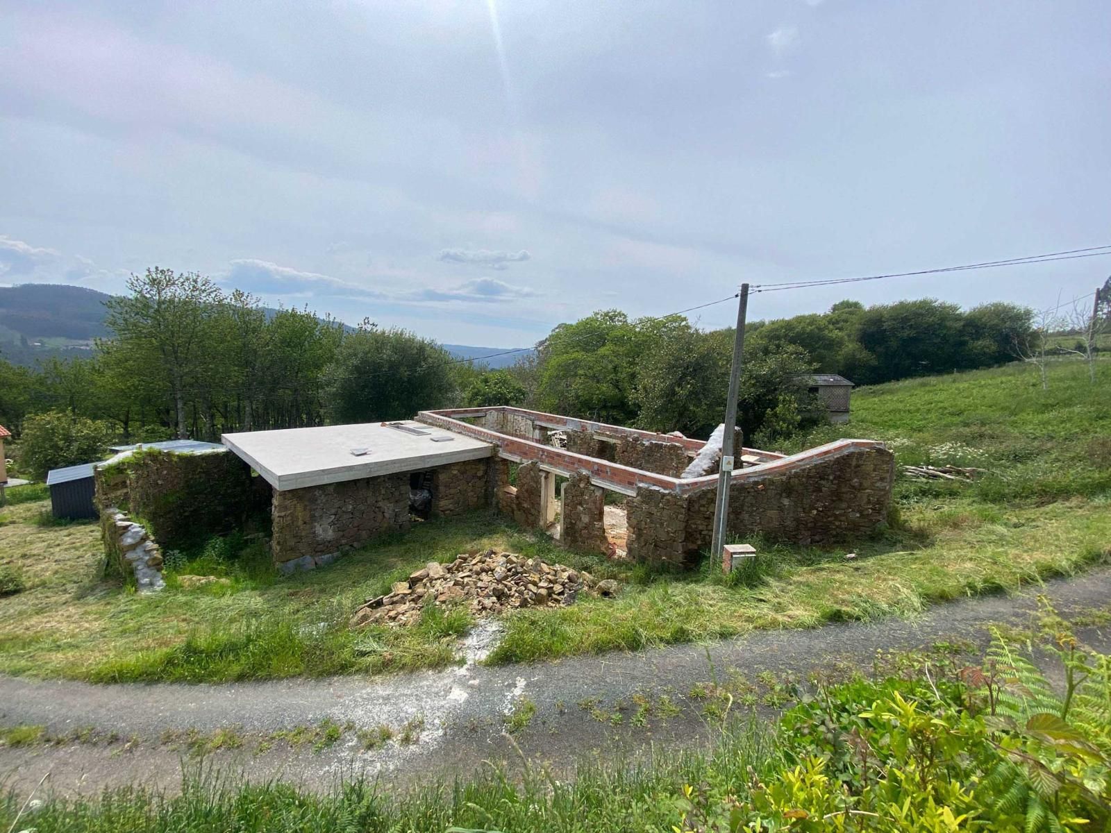 Vista exterior de Finca rústica en venda en Cedeira amb Jardí privat