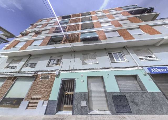 Piso en Venta en C/ Babieca en Petrer