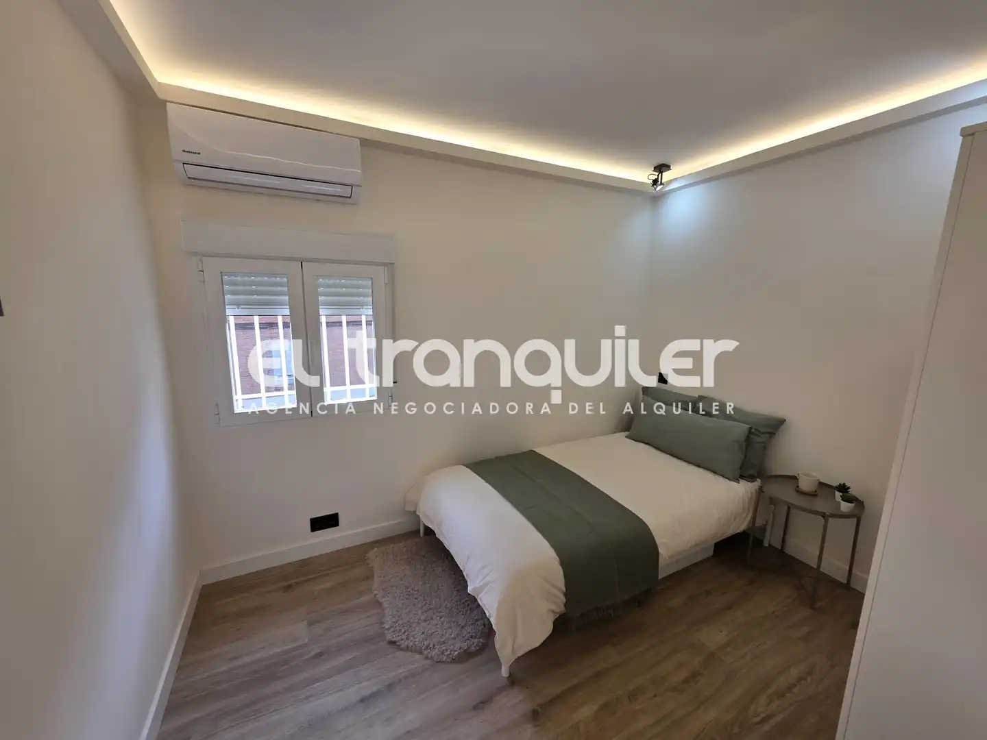 Schlafzimmer von Wohnung zur Miete in Madrid mit Klimaanlage, Möbliert und Waschmaschine