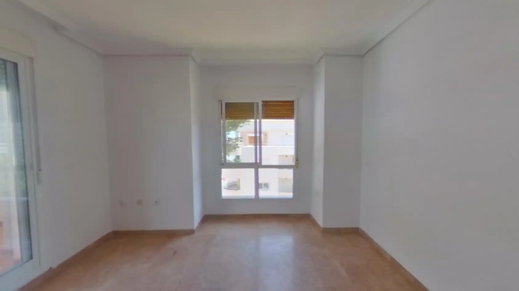 Piso en venta en Av Antonio Machado, Puerto Marina