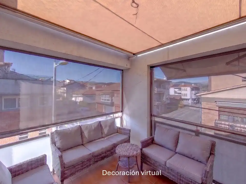 Terraza de Casa adosada en venta en Olot con Balcón