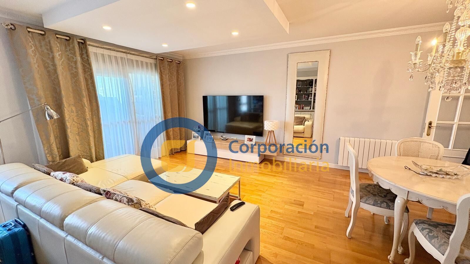 Sala d'estar de Pis en venda en Lorca amb Aire condicionat, Calefacció i Parquet