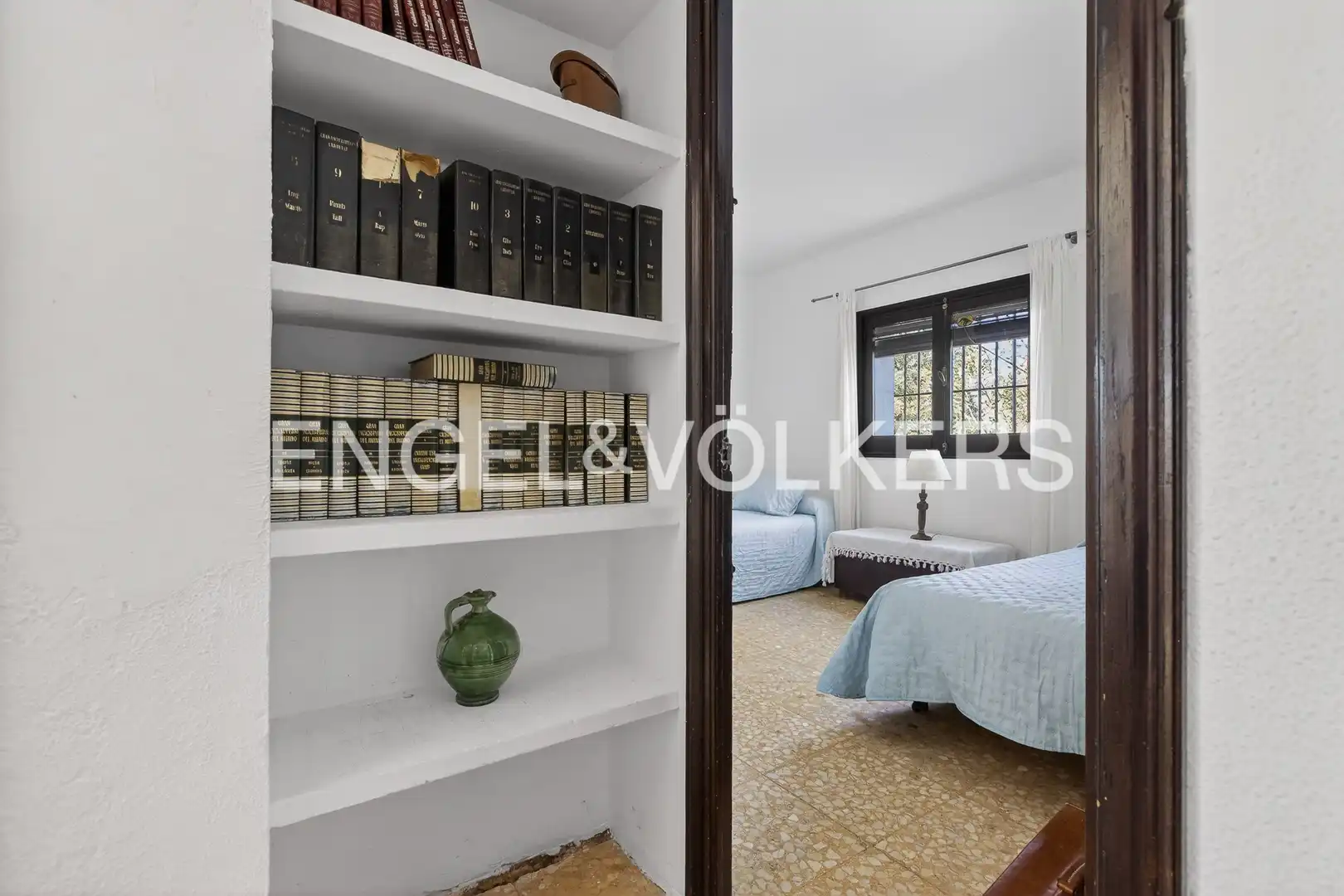 Habitación de Finca rústica en venta en El Castillo de las Guardas con Aire acondicionado, Calefacción y Jardín privado