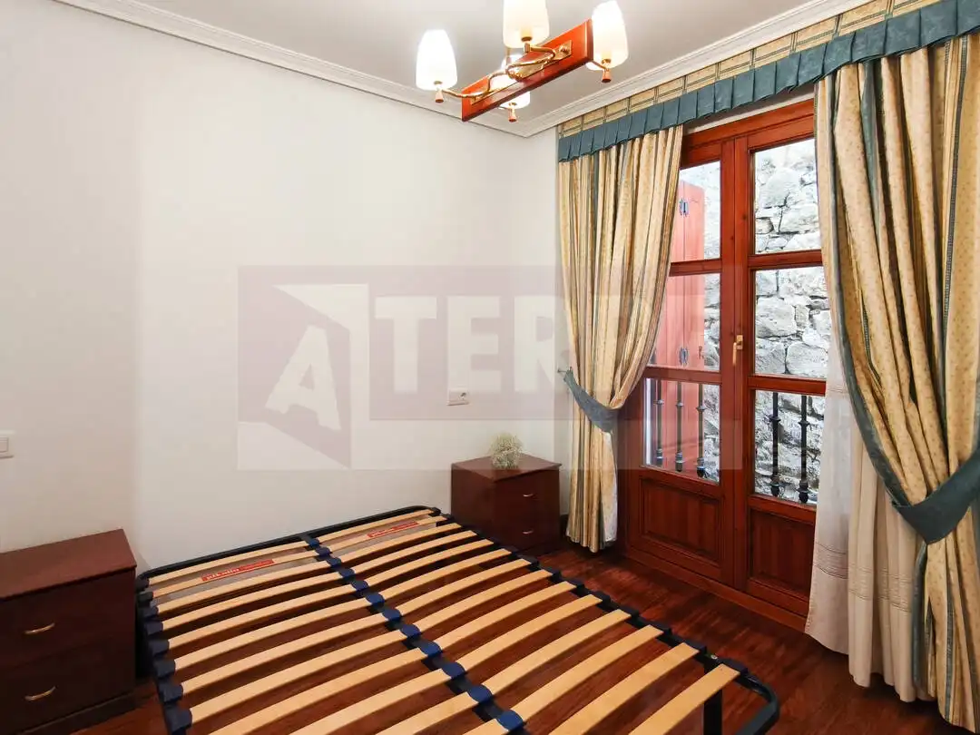 Bedroom of Flat for sale in Errenteria  with Heating, Furnished and Balcony