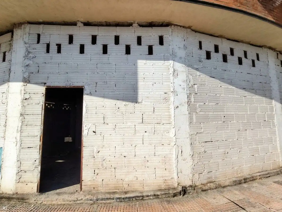 Local comercial en venda a Avenida Elvas, imagen 4