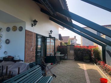 Chalet con piscina en venta en Oleiros pueblo