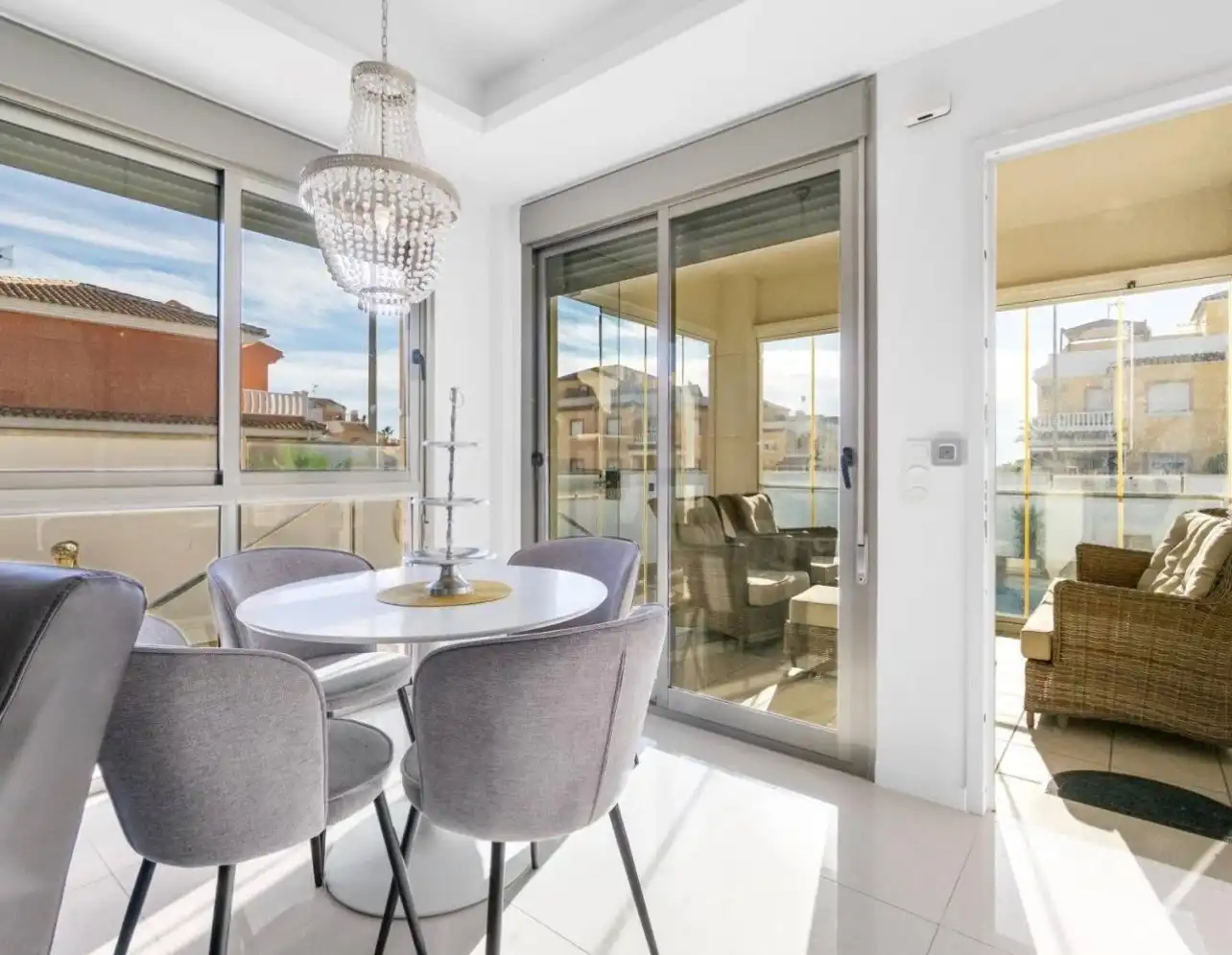 Comedor de Casa o chalet en venta en Rojales con Parquet, Piscina y Amueblado