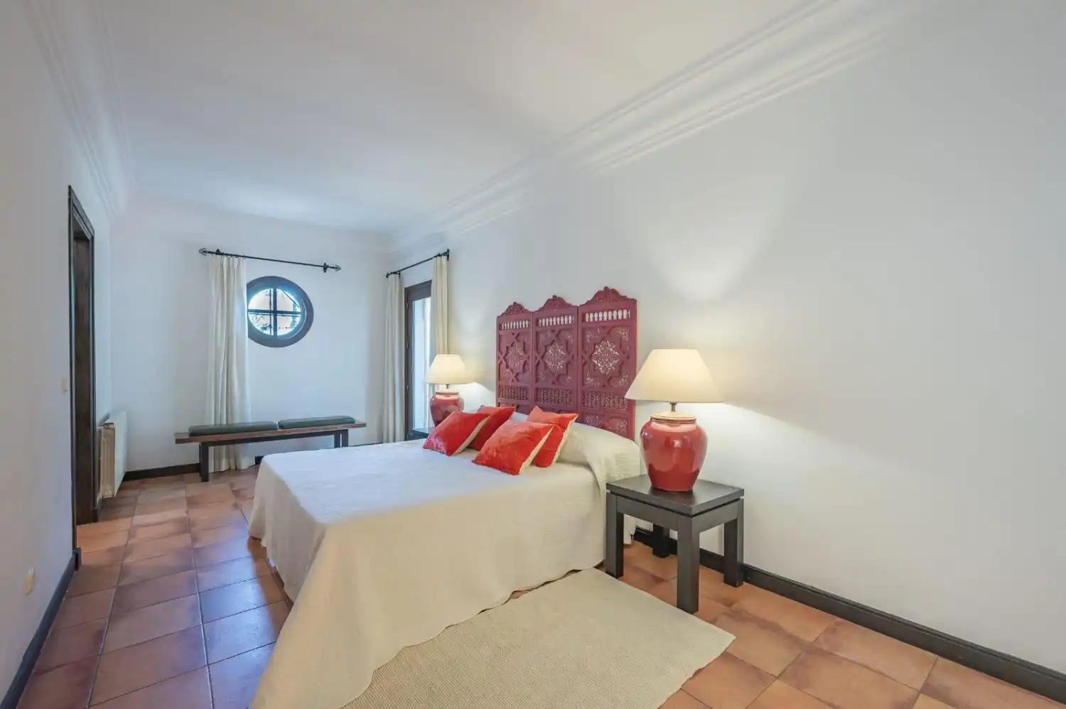 Dormitori de Casa o xalet de lloguer en Marbella amb Aire condicionat