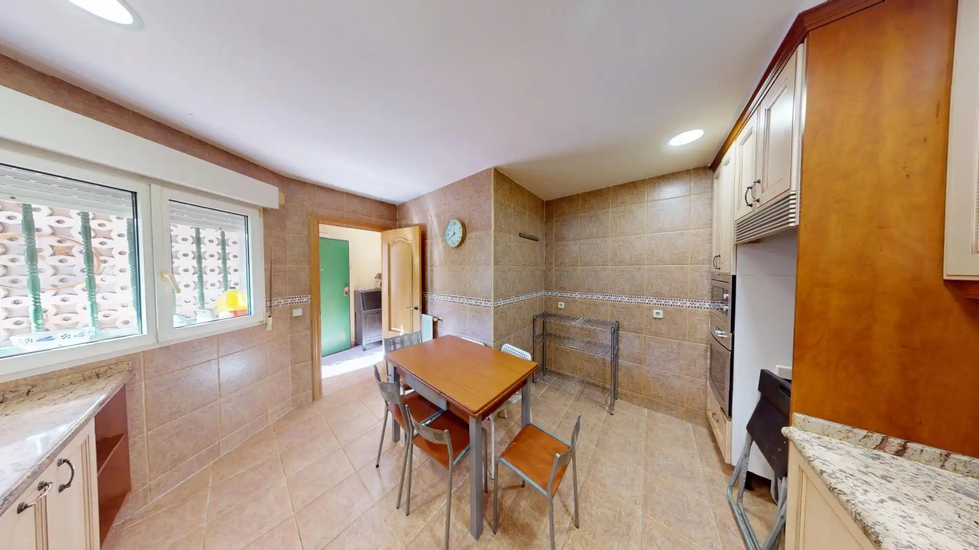 Cocina de Casa adosada en venta en El Molar (Madrid) con Calefacción, Jardín privado y Terraza