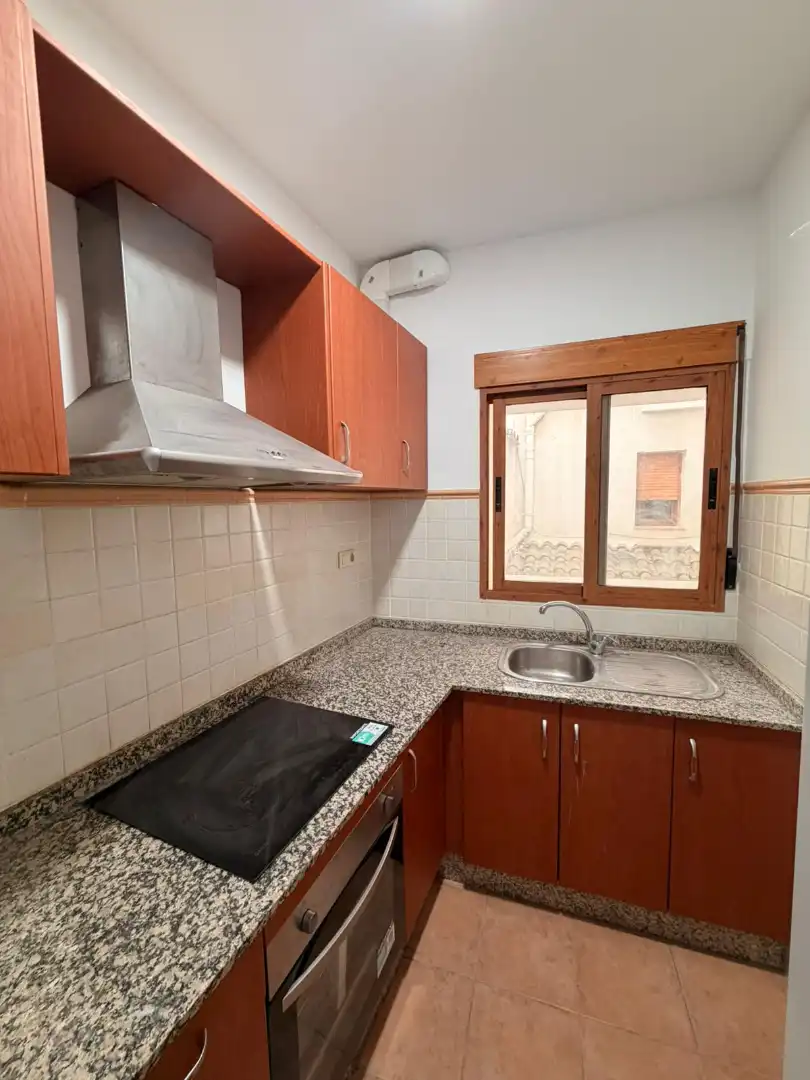 Cocina de Piso de alquiler en Caravaca de la Cruz con Amueblado, Horno y Microondas