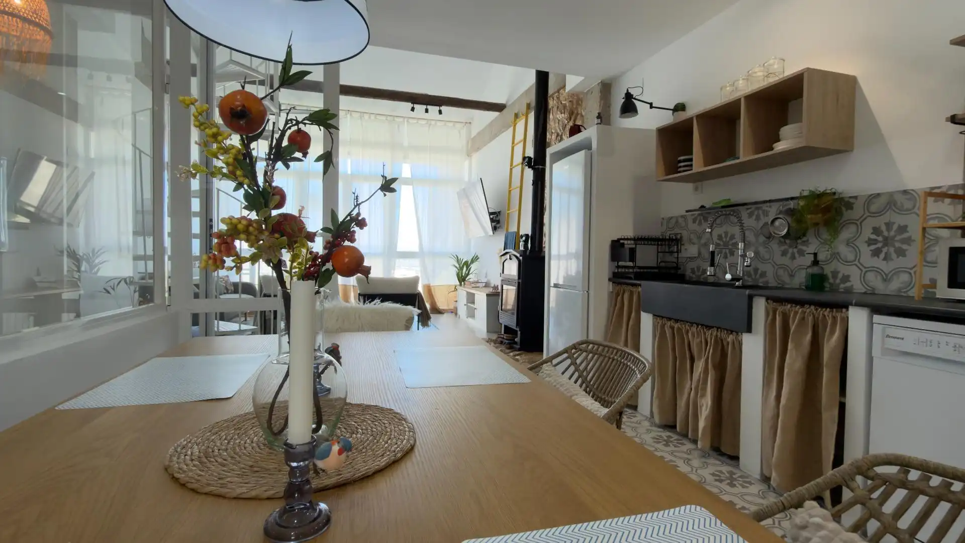Sala d'estar de Casa o xalet en venda en Almodóvar del Río amb Aire condicionat, Calefacció i Terrassa