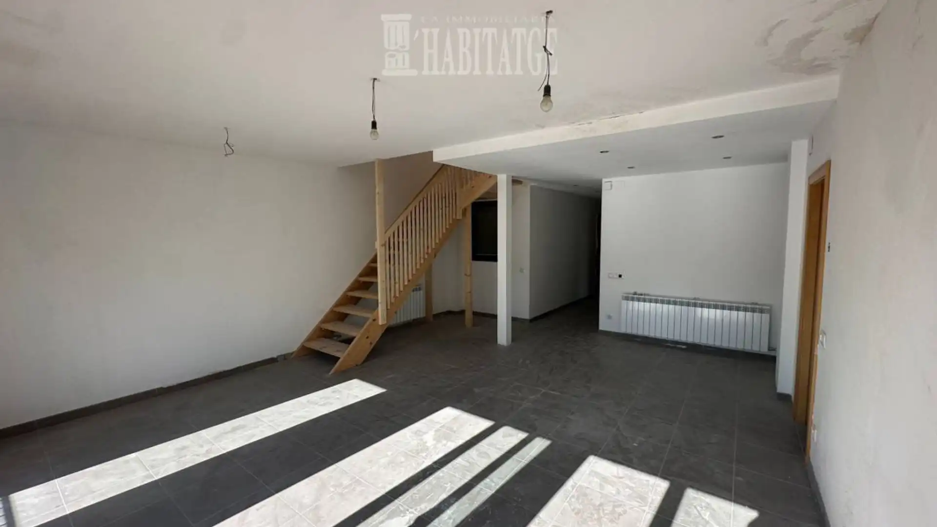 Dúplex en venda en Torelló amb Parquet, Terrassa i Balcó