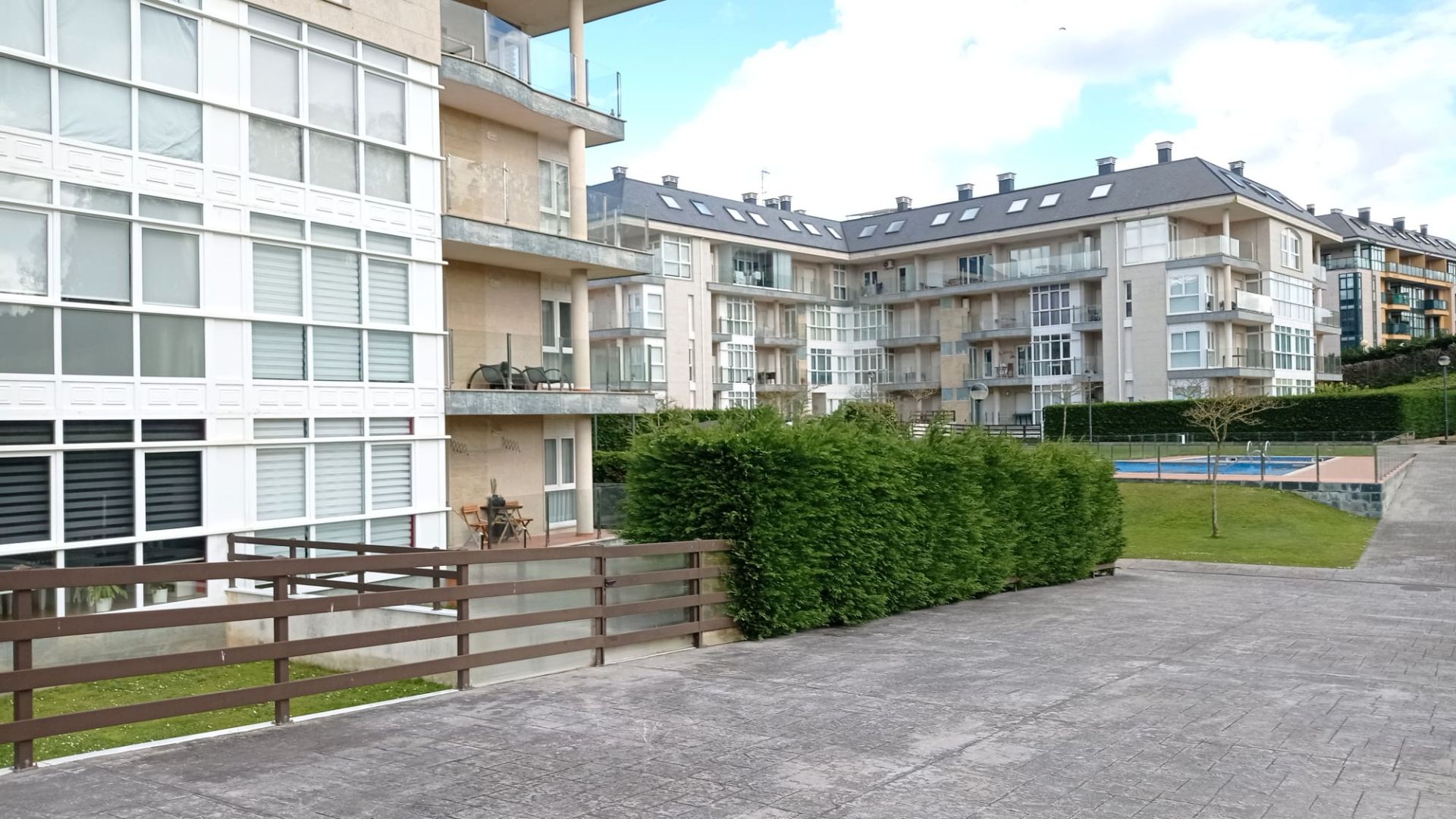 Vista exterior de Dúplex en venda en Foz amb Traster i Piscina comunitària