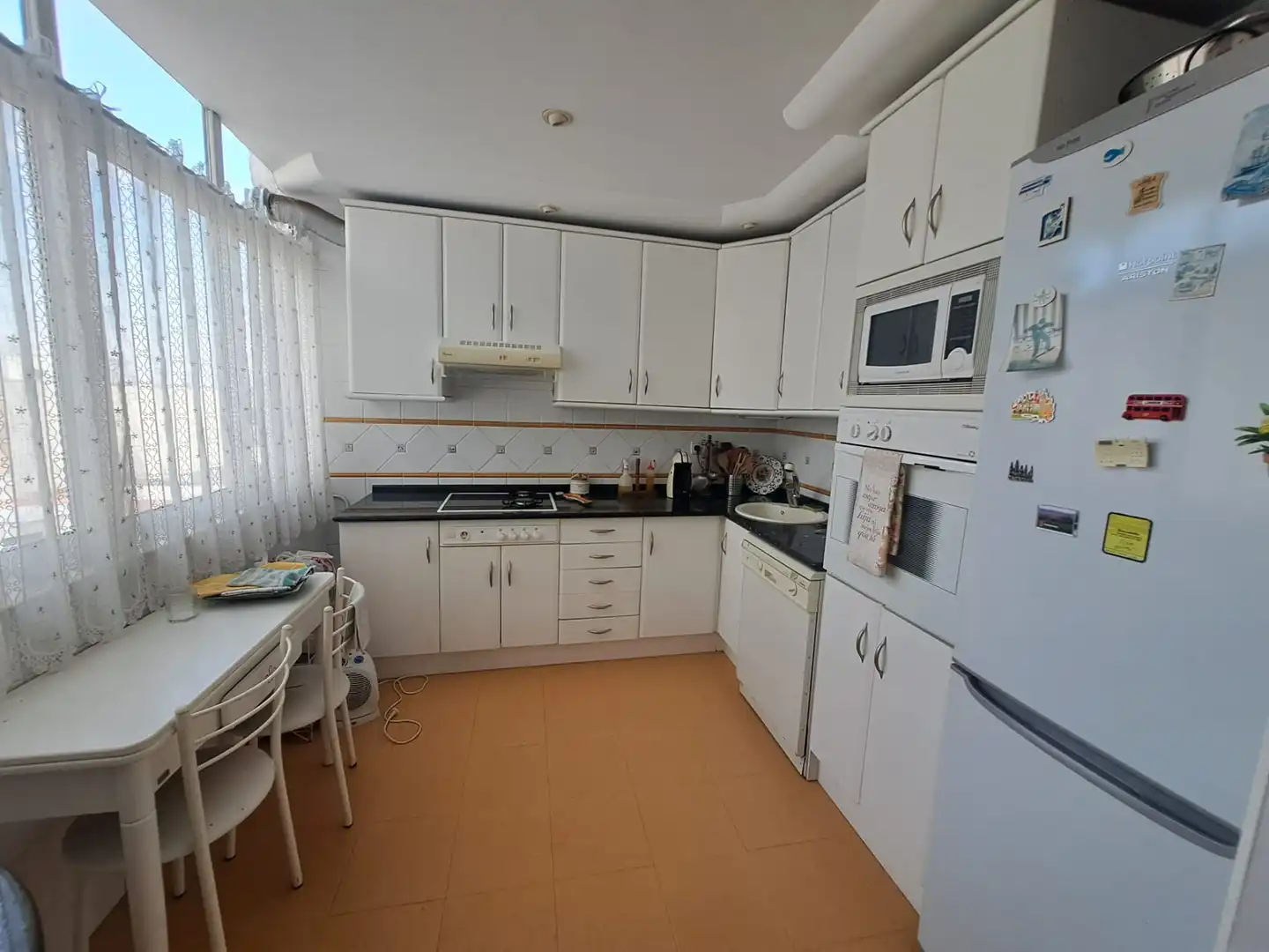Cuina de Pis en venda en Puertollano amb Aire condicionat, Calefacció i Terrassa