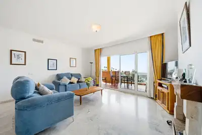 Sala d'estar de Planta baixa en venda en Calahonda 