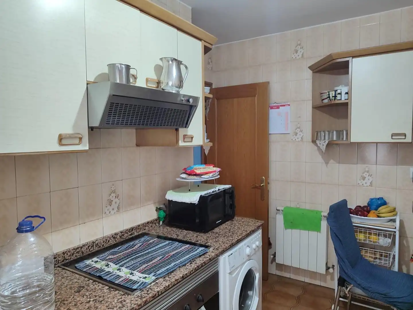 Cuina de Pis en venda en Oviedo  amb Calefacció