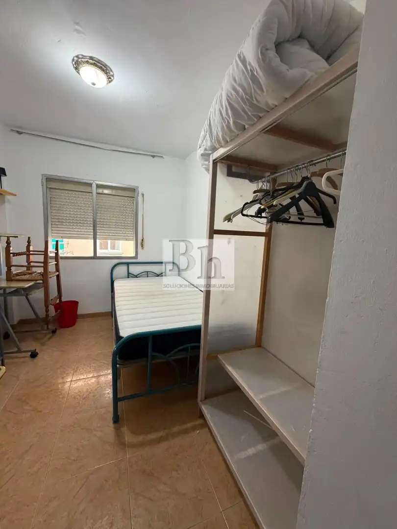 Dormitori de Pis en venda en Málaga amb Aire condicionat i Terrassa