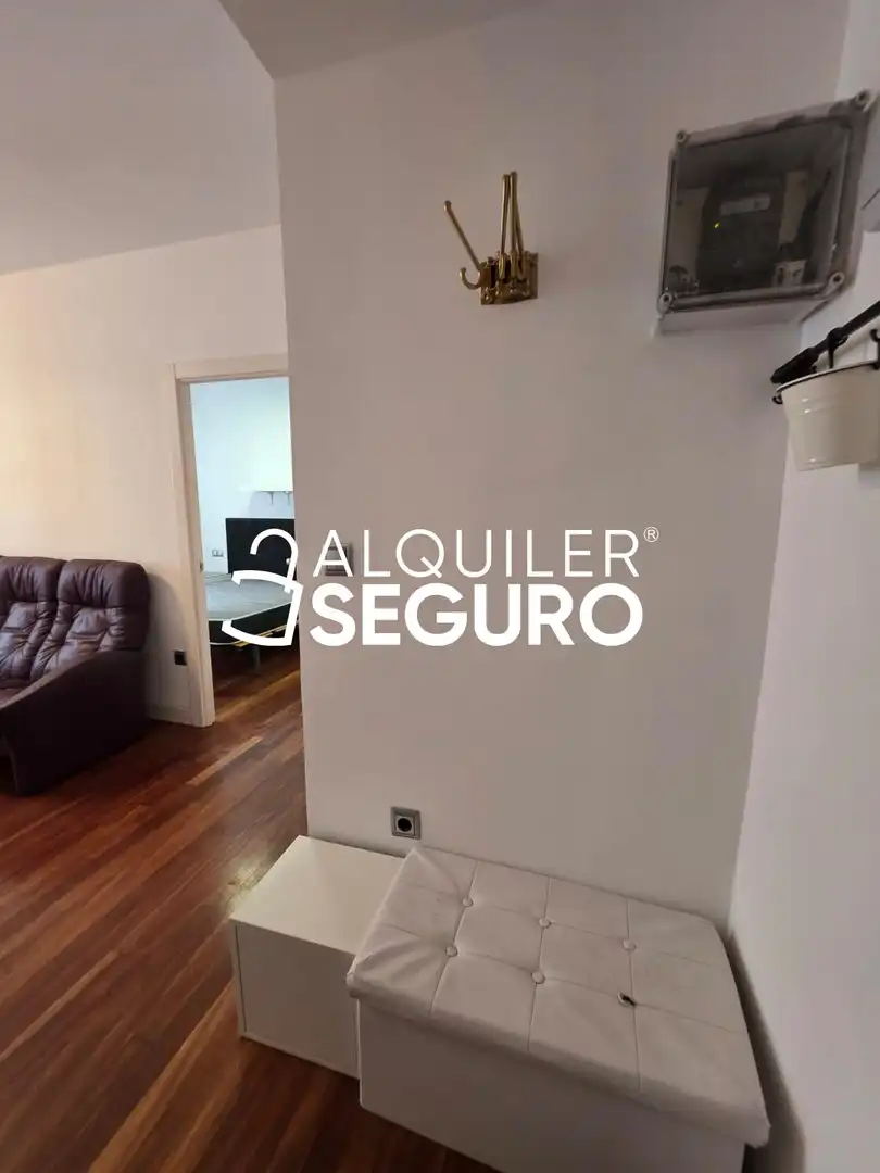 Habitación de Piso de alquiler en Bilbao  con Calefacción y Amueblado