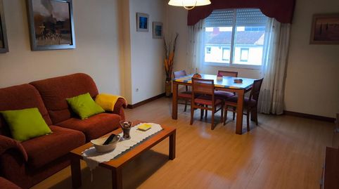 Foto 2 de Piso de alquiler en Valle Inclán, Laxe, A Coruña