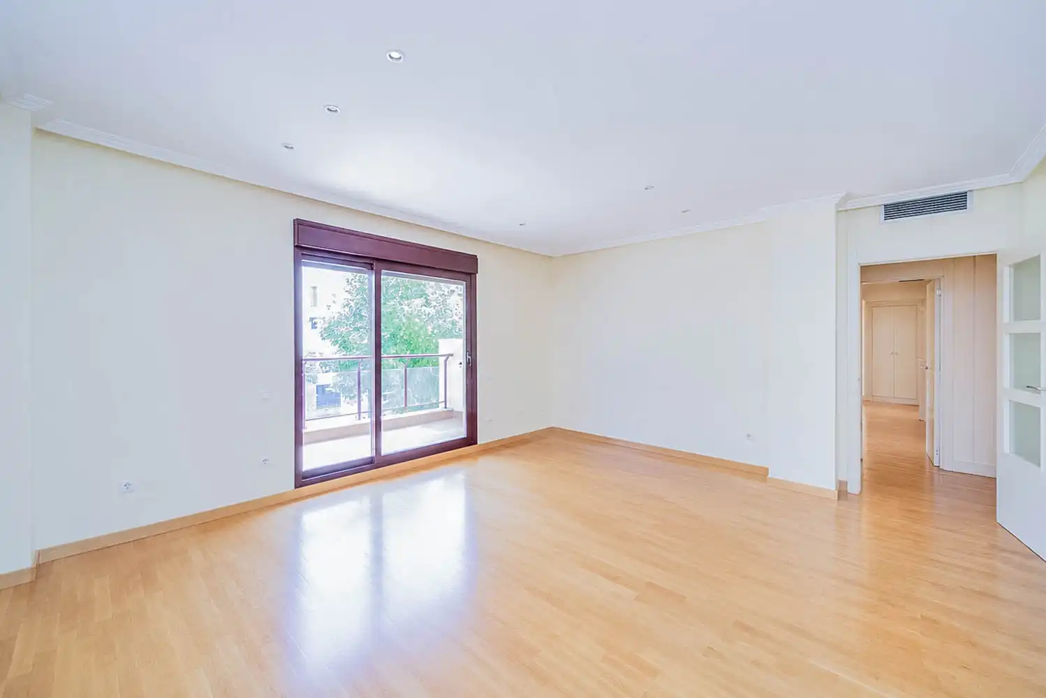 Sala d'estar de Pis en venda en Boadilla del Monte amb Aire condicionat, Calefacció i Parquet