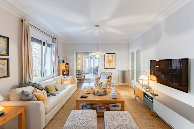 Apartamento en Venta en Sant Gervasi- Galvany