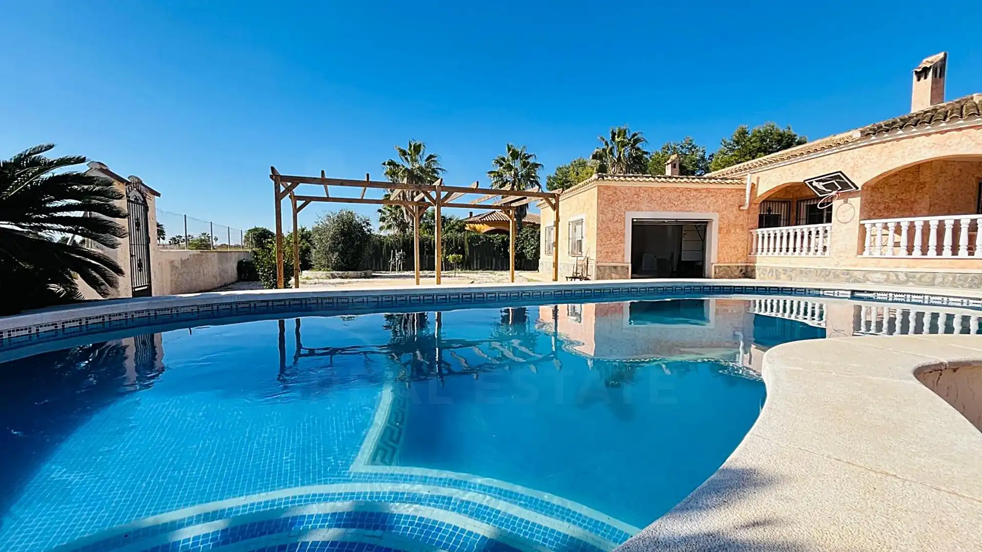 Piscina de Casa o xalet en venda en Dolores amb Aire condicionat, Terrassa i Piscina