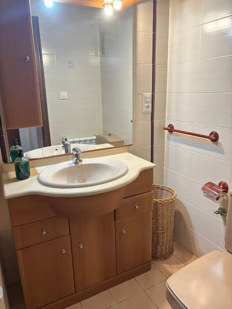 Baño de Piso en venta en Valencia con Aire acondicionado, Trastero y Amueblado