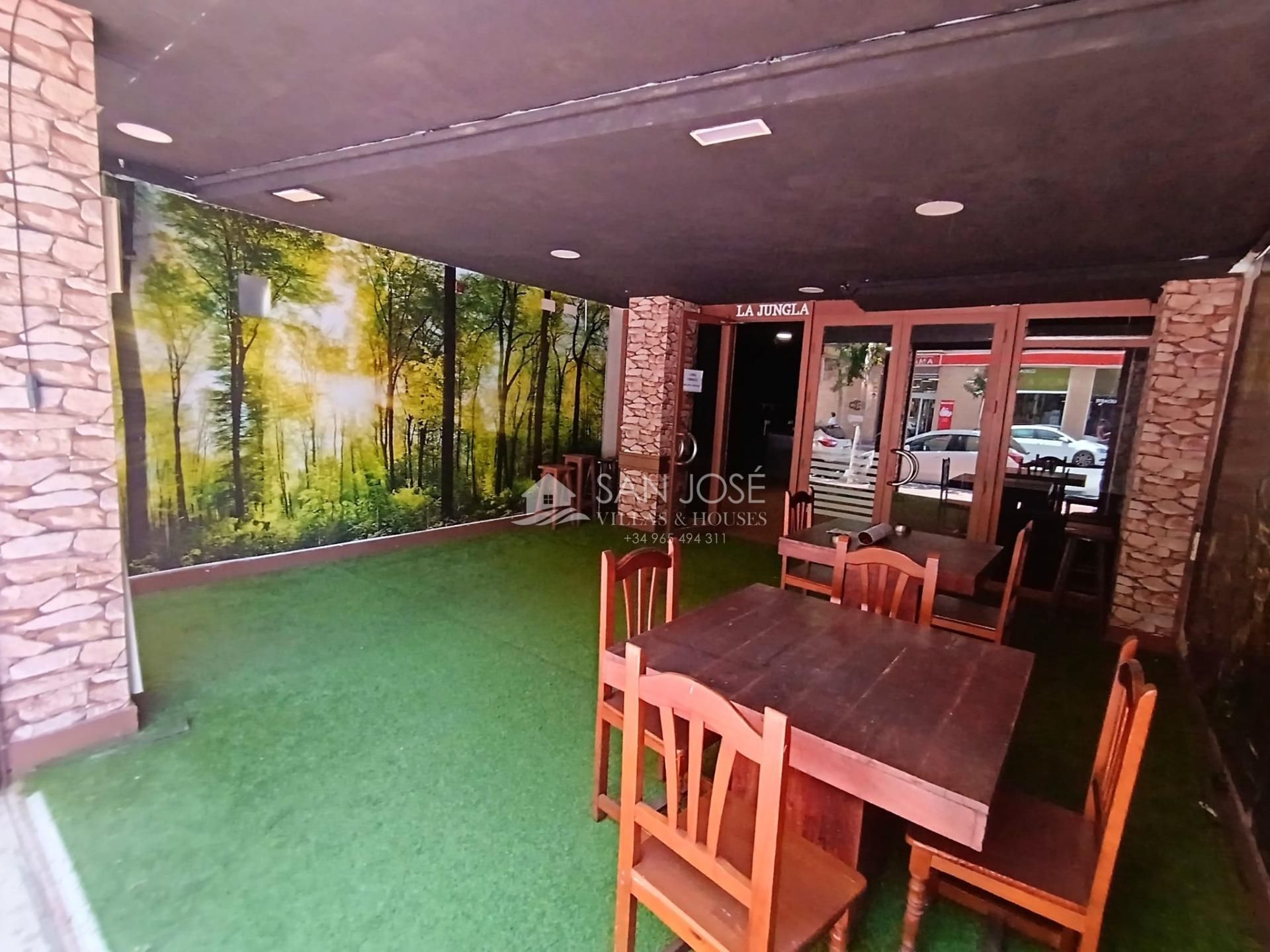 Local de alquiler en Norte