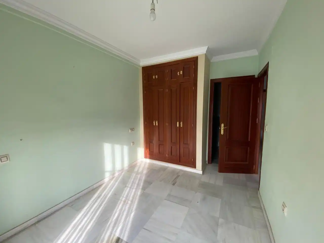Habitación de Casa o chalet en venta en Lebrija