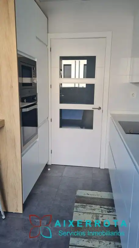 Cuina de Pis en venda en Getxo  amb Calefacció, Jardí privat i Terrassa