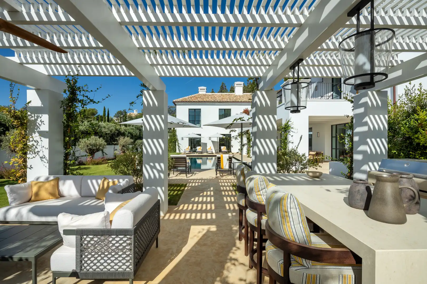 Chalet con piscina en venta en Milla de Oro, imagen 4