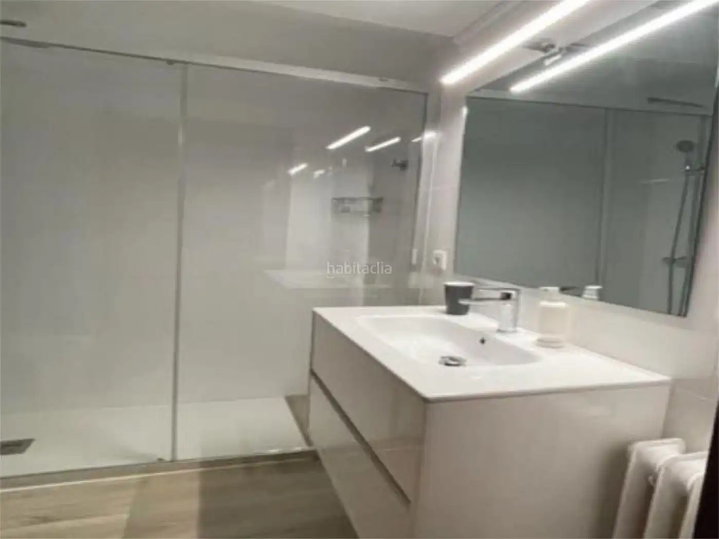 Flat with lift to rent in Calle del Pintor Basiano 4, imagen 2