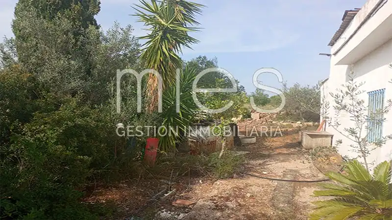 Finca rústica en venda en Macastre amb Jardí privat, Traster i Piscina