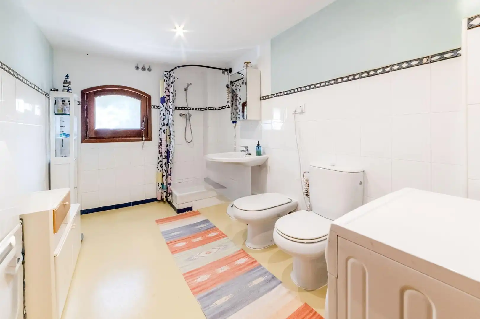 Baño de Casa o chalet en venta en Cubelles con Aire acondicionado, Calefacción y Jardín privado