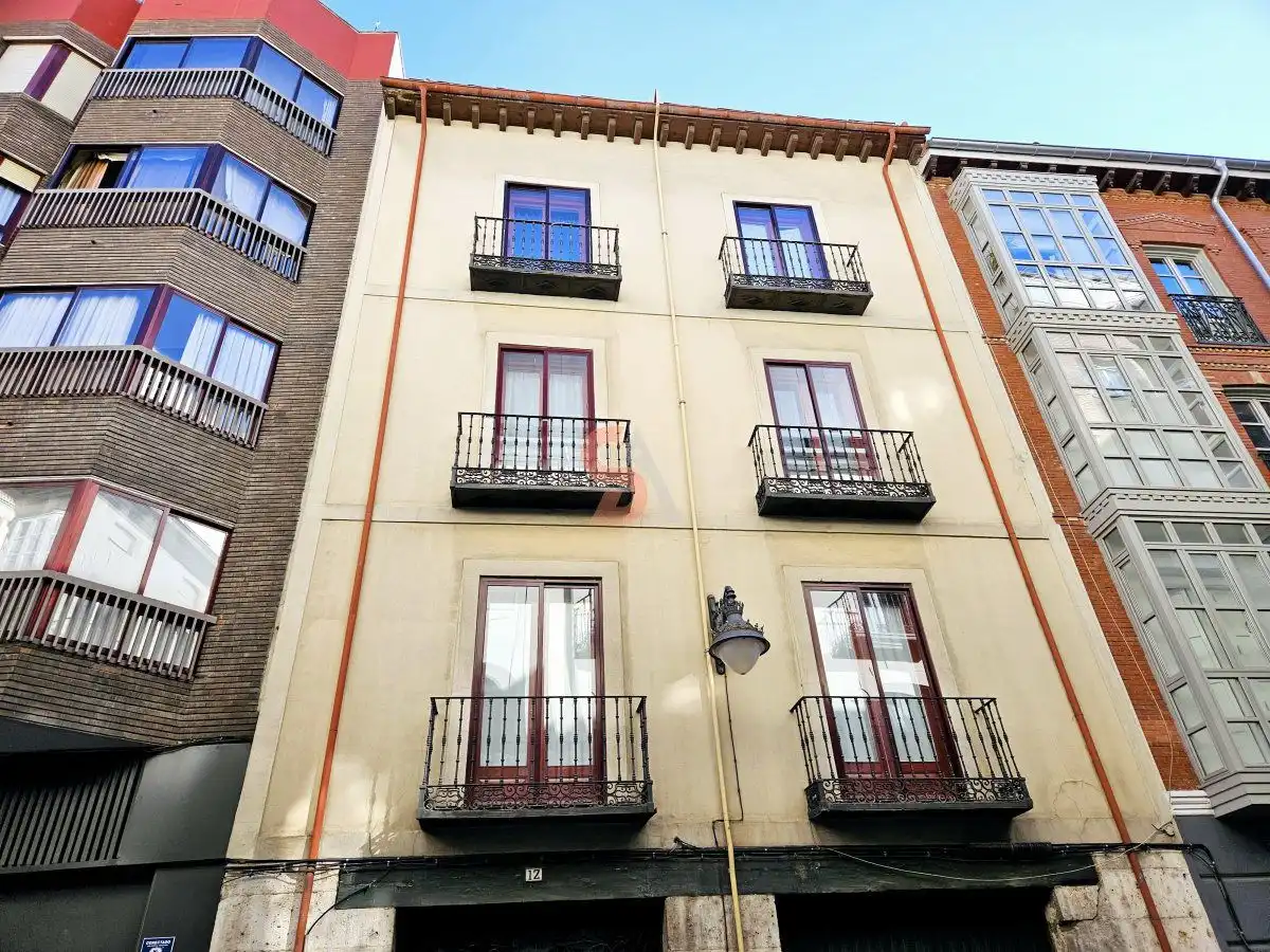 Pis amb terrassa en venda a LEOPOLDO CANO, imagen 20