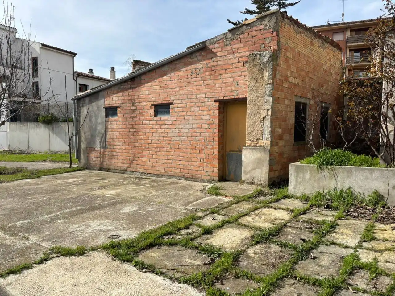 Vista exterior de Pis en venda en Santa Coloma de Queralt amb Jardí privat