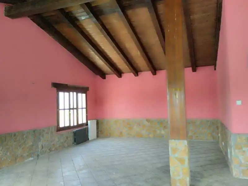 Local en venta en Romanos
