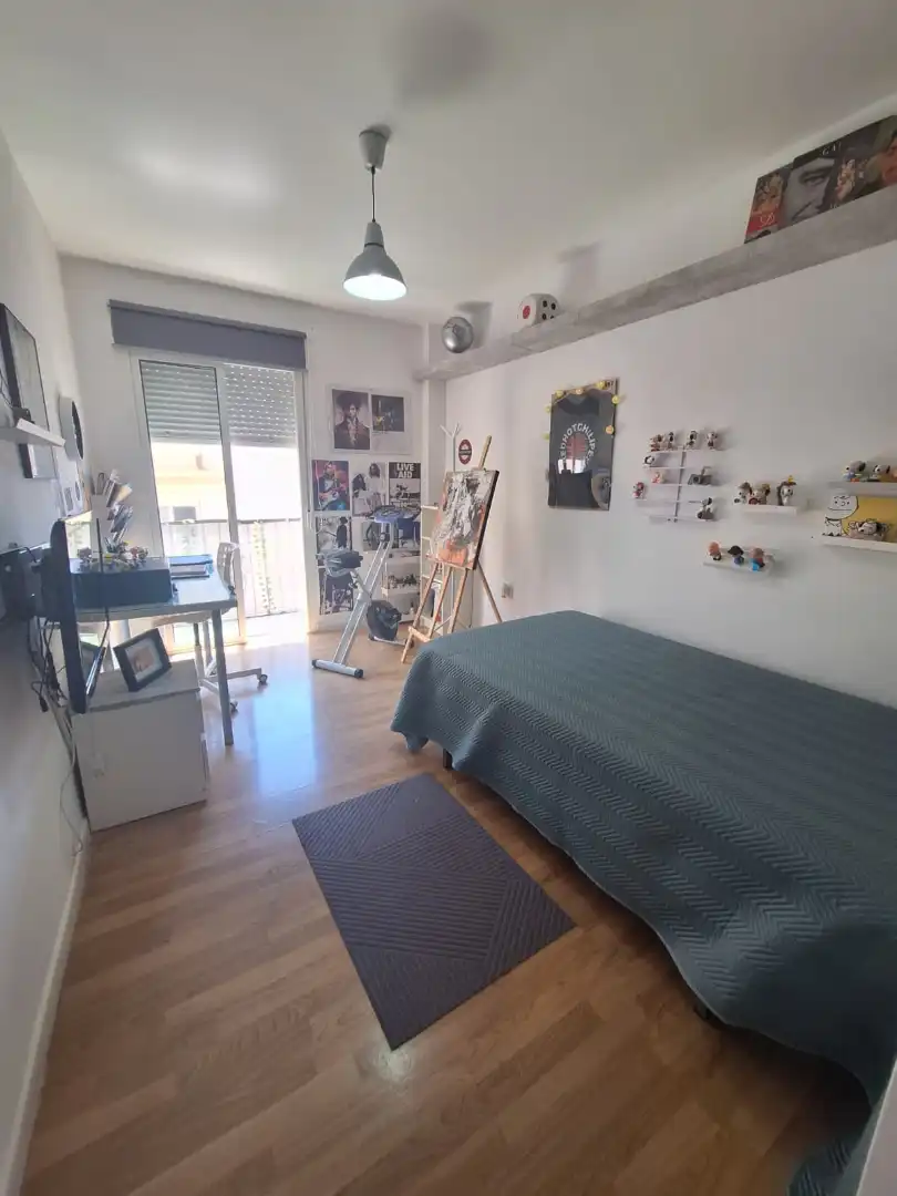 Dormitori de Àtic en venda en La Línea de la Concepción amb Terrassa, Moblat i Forn