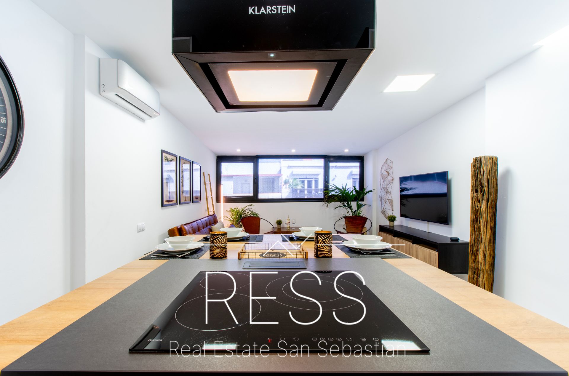 Kitchen of Flat for sale in Las Palmas de Gran Canaria  with Air Conditioner, Furnished and Oven