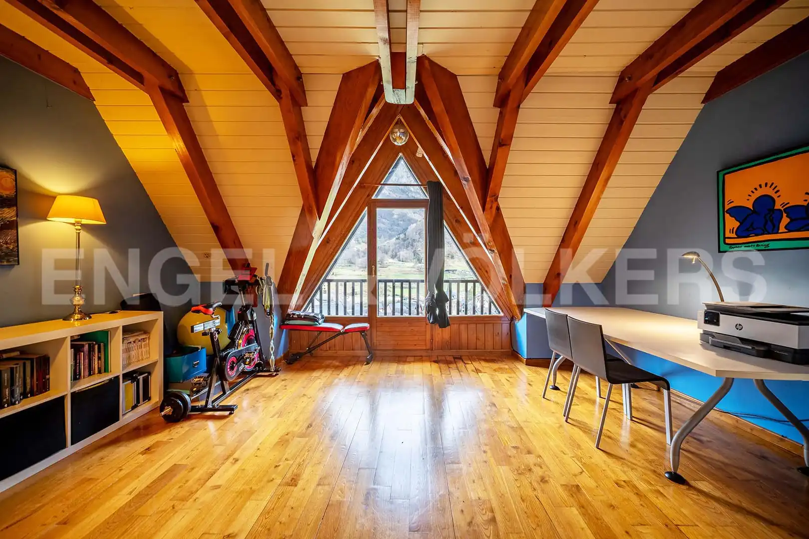 Sala d'estar de Casa adosada en venda en Bossòst amb Calefacció, Parquet i Terrassa