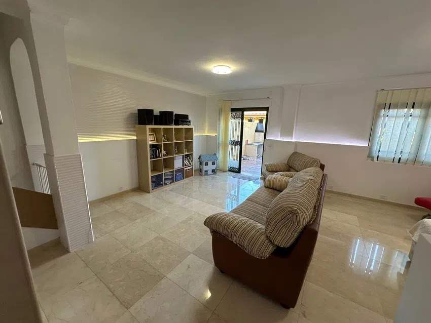 Living room of Single-family semi-detached for sale in Las Palmas de Gran Canaria  with Air Conditioner, Heating and Private garden