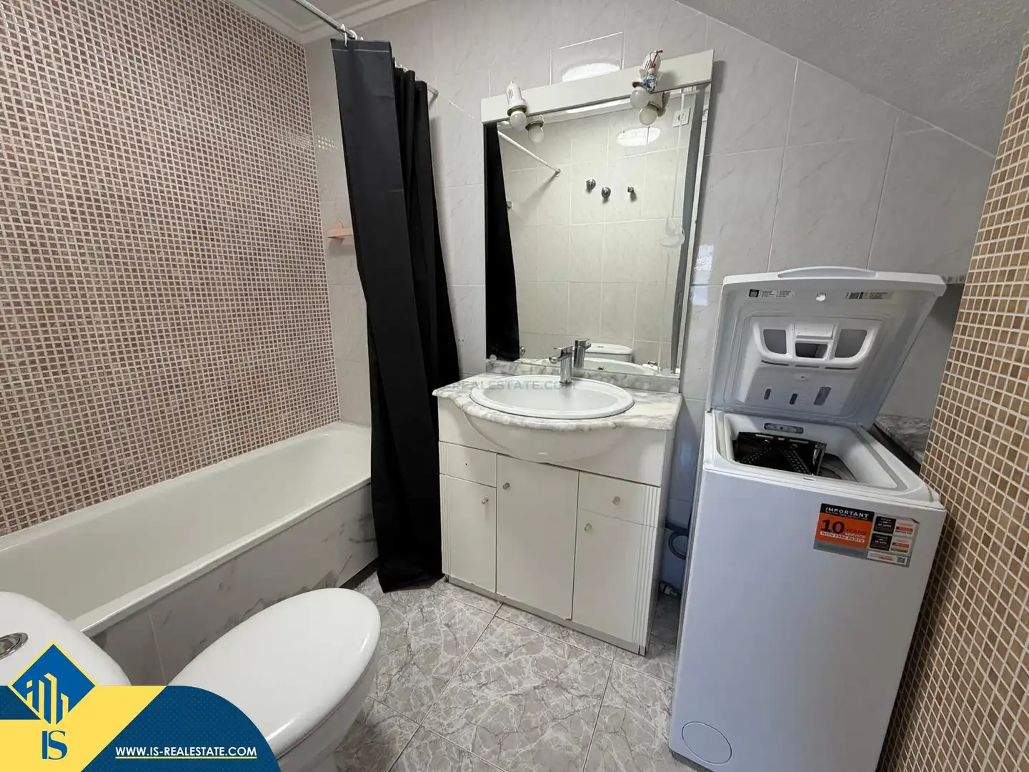 Bathroom of Duplexes for sale in Torrevieja  with Air Conditioner, Terrace and Furnished
