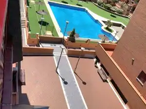 Piscina de Ático en venta en Granada con Aire acondicionado, Calefacción y Parquet