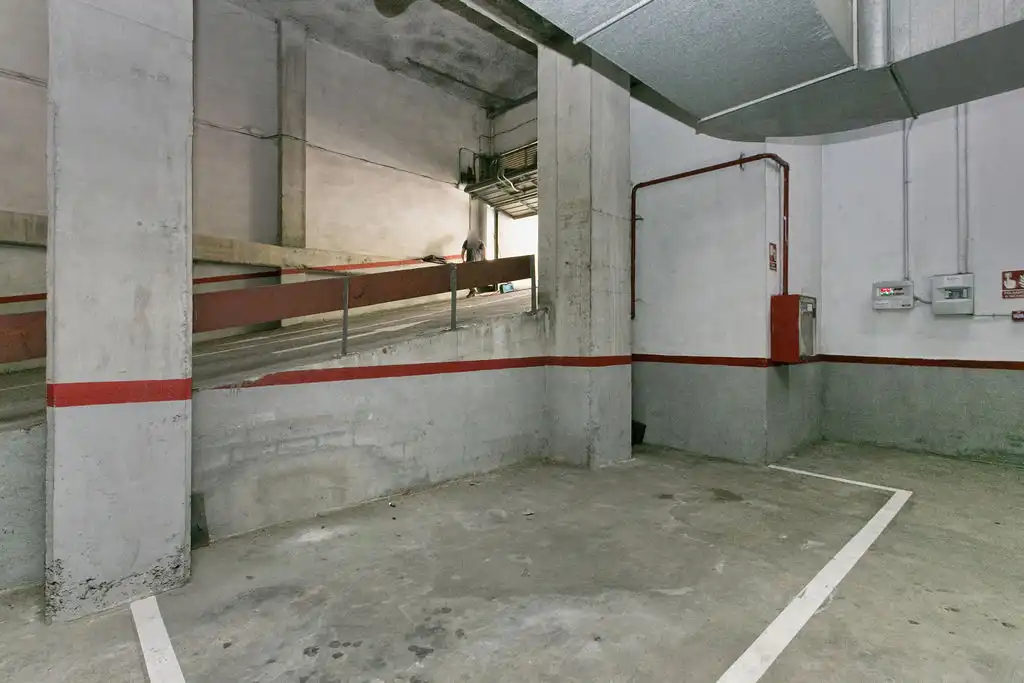 Parking of Duplexes for sale in Manresa